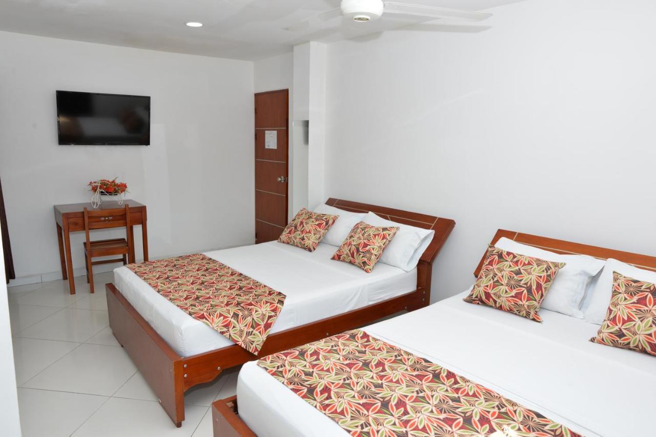 Hotel Canoa Inn Caucasia Extérieur photo