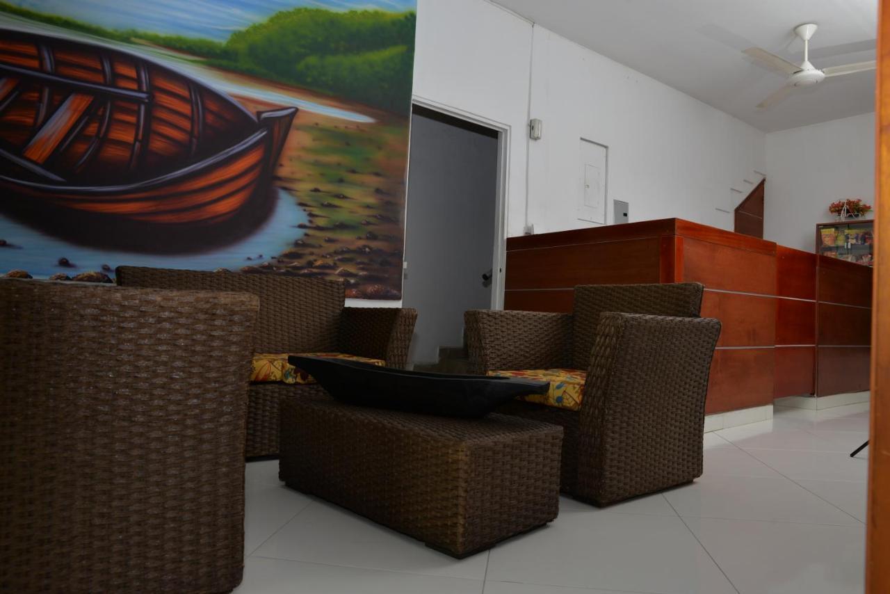 Hotel Canoa Inn Caucasia Extérieur photo