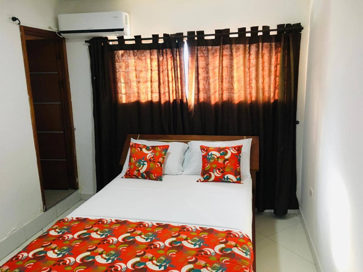 Hotel Canoa Inn Caucasia Extérieur photo