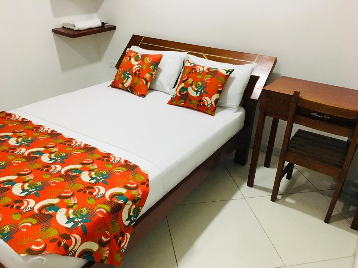 Hotel Canoa Inn Caucasia Extérieur photo